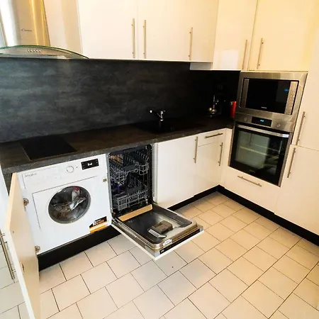 Appartamento T2 Avec Piscine, Parking, Proche Et Commerces - Cap D'agde - Fr-1-607-196
